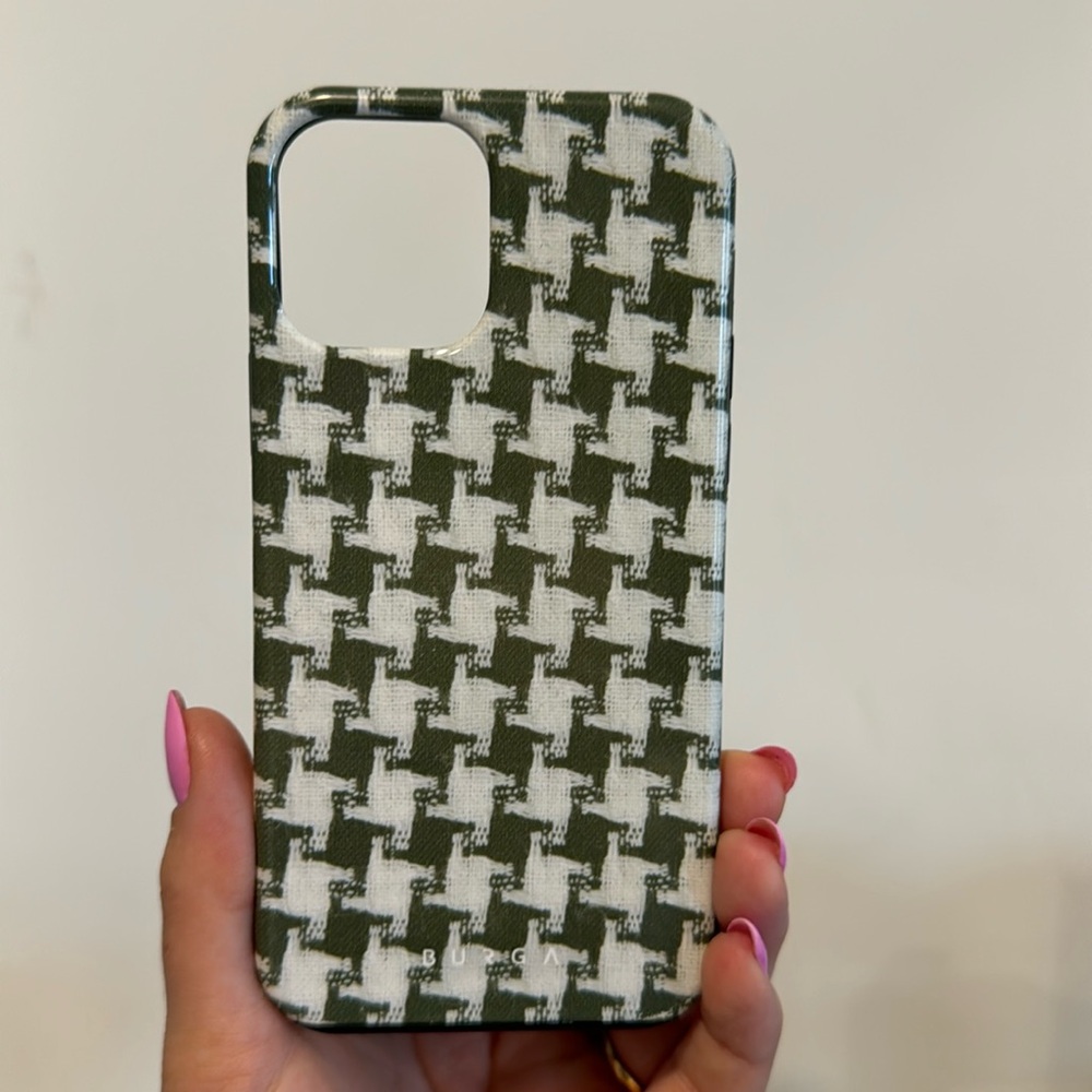 Burga IPhone 12 case